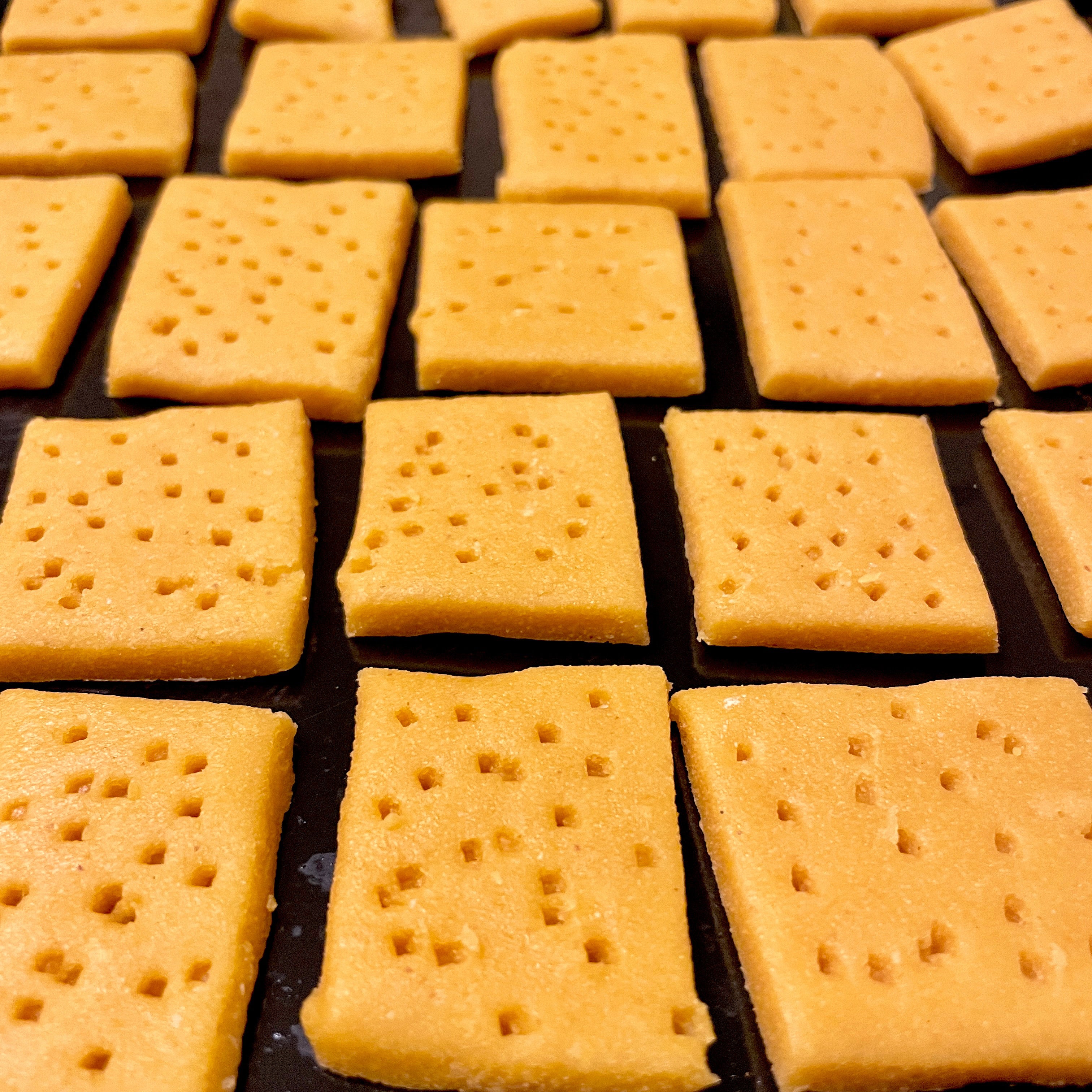 Pepper Cheese Crackers