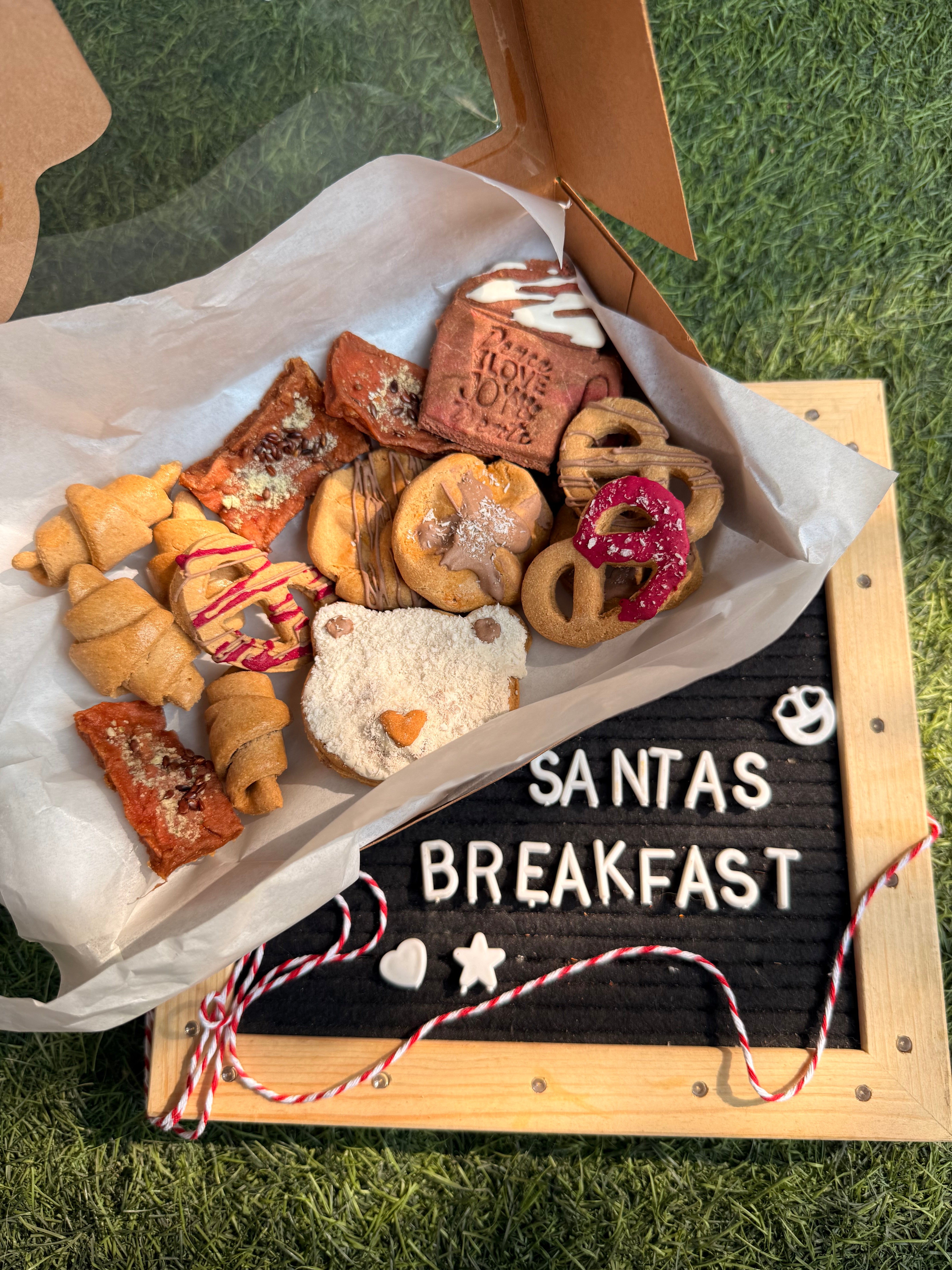 Santa’s Breakfast Box
