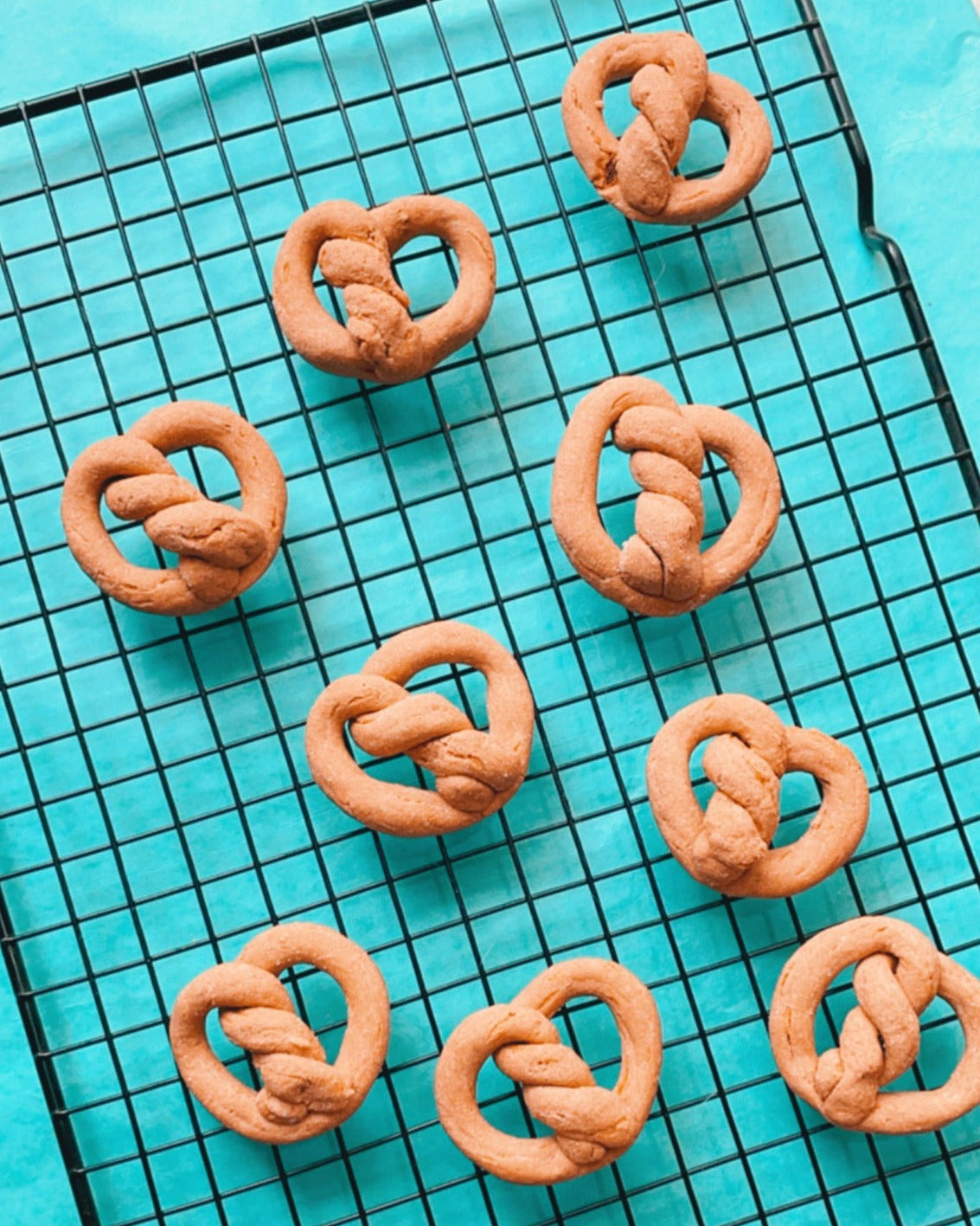 Pumpkin Carrot Pretzels